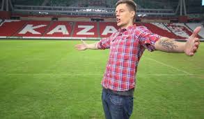 Мужчина называет себя немцем по рождению. Yurij Dud Biografiya Foto Lichnaya Zhizn Zhena I Deti Rost I Ves 2021 Uznaj Vsyo
