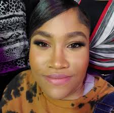 Everybody thinks of Eminem When it comes to White Rap.... Think he is  pretty dope But for real whos your Favorit whitey?! I Would say Slaine  Madchild and Apathy....?!?