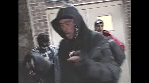 Yo hago lo que me dé la gana yo fui quien pagó mi cubana yo ni sé cómo tú te llama' chao, hablamo' mañana. Bad Bunny Estreno Nuevo Videoclip De Hablamos Manana Su Cancion Junto A Pablo Chill E Y Duki