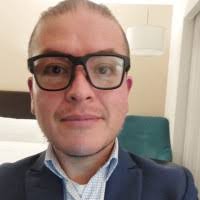 60+ perfiles de «Eduardo Jacinto»