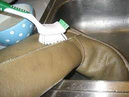 How To Clean Uggs Thriving Home Cleaning Uggs Cleaning Ugg Boots Diy Cleaning Products