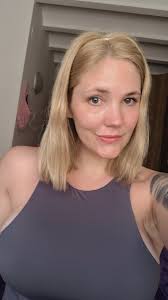 Adorable portrait Cassandra. And happy Mother's day!