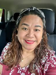 Smiling is infectious...for all people here to smile back at me..😄💟 Photo  by Élise Tandé