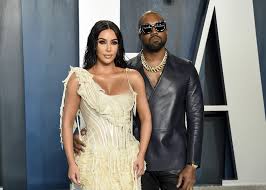 Kim kardashian's father resurrected as hologram in birthday present from kanye west. Kim Kardashian Pede Divorcio De Kanye West Musica G1