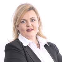 Suzanne Storm's Instagram, Twitter & Facebook