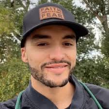 Amazon.com.au: Jayden Phillips: books, biography, latest update