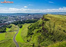 Sono lontani i tempi in cui la capitale della scozia era una città insalubre e poco sicura in cui vivere: Edimburgo La Capitale Della Scozia La Citta E Il Suo Cosa Vedere