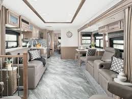 Fort pierce, fl 2022 3 new florida locations opening soon now open in atlanta, ga! Newmar Canyon Star Orlando Fl Canyon Star Rv Sales