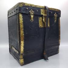 Paul Eifert Victorian Steamer Trunk Provenance: Private