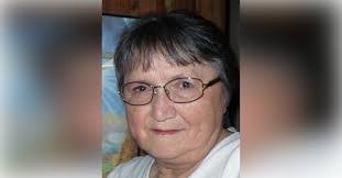 Becky Boutwell's Instagram, Twitter & Facebook