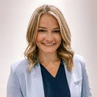 Kym Mckay's Instagram, Twitter & Facebook