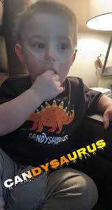 🎃👻 You won't boo-lieve how cute these costumes and babies are!  Hand-crafted with love, it was all size smalls for our tiniest patients in  the Neonatal Intensive Care Unit (NICU) this sweet