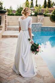 Einfach ein hochzeitskleid aus geld falten, mit dieser diy anleitung für ein kleid aus geldscheinen. Modest Half Sleeves Lace Wedding Dress Braut Hochzeitskleider Vintage Hochzeit