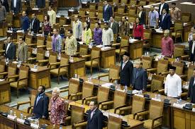 Dj fuzz ( mixology music )artis : Ini Perincian Gaji Yang Diterima Anggota Dpr