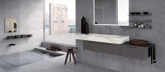 Questa composizione grate è composta da due unità sospese (gt103l + gt103r) e top (gt207) in marmo pietra grey con lavabi integrati in corian® deep sable gt50. Arredo Bagno Sanitari