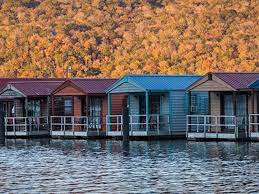 Maybe you would like to learn more about one of these? You Can Stay In Your Own Personal Floating Cabin At This Lake Resort In Tennessee Nestia
