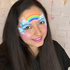 Hi does anyone sell these bobbles please ?