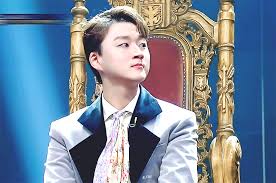 입학 전부터 15학번 성악과에 잘생긴 신입생으로 유명했다고 한다. 210216 íŒ¬í…€ì‹±ì–´ ì˜¬ìŠ¤íƒ€ì „ 2021