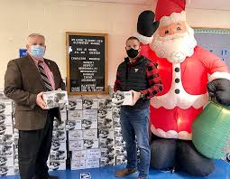 If you want to service your car or bike here, then you need. Food Lion Outreach Join Effort To Feed Families During The Holidays Polkstudents Com