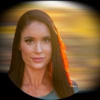 Ellen Cummings's Instagram, Twitter & Facebook