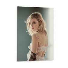 Amazon.com: Elle Fanning Sexy Poster Actress Poster Star Poster Portrait  Poster 5 Canvas Painting Wall Art Poster for Bedroom Living Room Decor  08x12inch(20x30cm) Frame-style: Posters & Prints