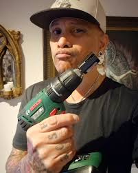 Don't mess with me, I've got a drill 🤪 A chore I really do not like doing,  but before I record the last two songs for my new album, I must change