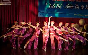 Ra mắt các Câu Lạc Bộ Nghệ thuật Đại học Duy Tân - Tin tức Đại học Duy Tân