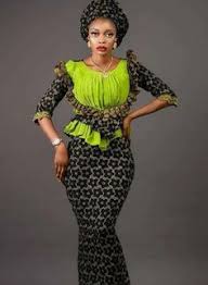 Voir plus d'idées sur le thème mode africaine, tenue africaine, haut en pagne. 710 Idees De Ensemble Pagne En 2021 Mode Africaine Tenue Africaine Robe Africaine