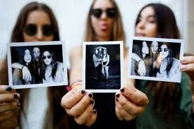 If I Had A Polaroid Camera This Is The Sort Of Thing Id Do Best Friend Photography Friends Photography Best Friend Pictures