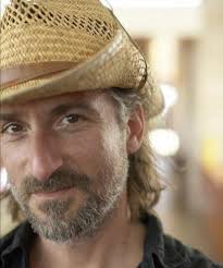 George Xenos, Settings, Settings & Costumes