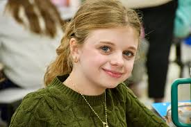 OSMS Lunch Candids Dive into these delightful lunch time moments captured  at OSMS! Our incredible students at Oneida CSD shine not just in their  studies, but also in forging wonderful friendships. Lunchtime