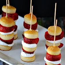 It takes just a few minutes to thread mozzarella balls, cherry tomatoes, and fresh basil leaves onto the picks and these are the best for a health conscious appetizer, but to help kick up the flavor, try adding and reducing balsamic vinegar. Strawberry Shortcake Appetizer Kabobs