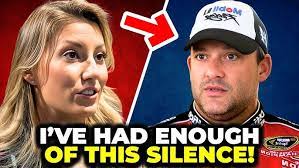 Todd Kerber's Instagram, Twitter & Facebook