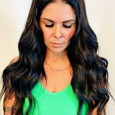 Heidi Aponte's Instagram, Twitter & Facebook