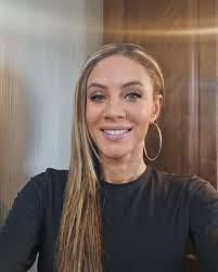 Shanna Boucher's Instagram, Twitter & Facebook