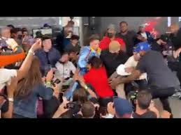 Social media personalities bryce hall and austin mcbroom have continued to bicker on twitter after the two had a brief scuffle at a press conference on tuesday. Full Coverage Of Austin Mcbroom Bryce Hall Brawls Out Fight At Boxing Press Conference Live Youtube