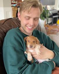 Officially been 2 years since we picked up Fig 🐶 @emanosmann had to sell  me