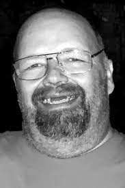 Eric Caron's Instagram, Twitter & Facebook