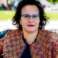 Amazon.com: Beth Ann Hooper: books, biography, latest update