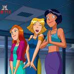 totally spies spy cartoon anime vs cartoon