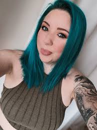 This is my friend Isla, aka WhisperWiz! Not streaming at the moment but  aiming to pick up a following. She also loves interacting with the  community so don't be afraid to show