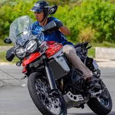 Provided to youtube by ingrooves foguetão veloz · mc vitão do savoy foguetão veloz ℗ 2020 gr6 music. Foguetao Veloz Segue Nossa Eduardo De Jesus Facebook