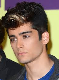 Nope, the peroxide look serves a much bigger purpose than merely trying to look seriously edgy in the hopes that your ex will see how cool. 8 Zayn Malik Hair Idols The Top Ten Pop Men Capital
