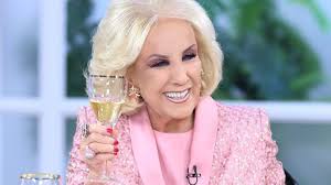 Yo, hasta que no me apliquen la segunda vacuna, no haré nada. Mirtha Legrand Cumple Hoy 94 Anos