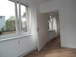 Mit dieser wohnung haben sie kurze wege zum stadtkern und eine gute verkehrsanbindung, da bus und bahn sich in der nähe befinden. Single Wohnungen In Gustrow Andra Burth Immobilien Immobilienmaklerin