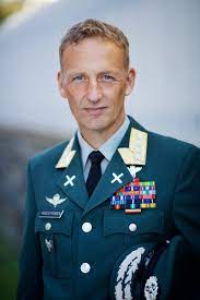Served as special force soldier in afghanistan and also served in the northern brigade. Forsvaret On Twitter Today General Eirik Kristoffersen Took Over As Norway S Chief Of Defence Https T Co 5nkpf1aoed