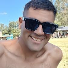 Jose Traba's Instagram, Twitter & Facebook