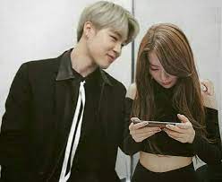 At end of year collaboration stage, jimin danced a little bit front of red velvet seulgi so that she can eye his moves and follow. Bangvelt Instagram Mine Jimin Seulgi Bts Girl Kpop Couples