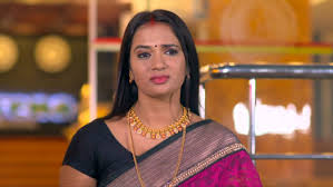 Kudumba vilakku serial is a famous serial in malayalam serial industry. Watch Kudumbavilakku All Latest Episodes On Disney Hotstar