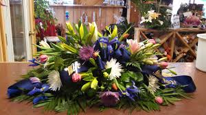These include white roses, lilies, and carnations. Roupp Funeral Home 10 Most Popular Flowers For Funerals